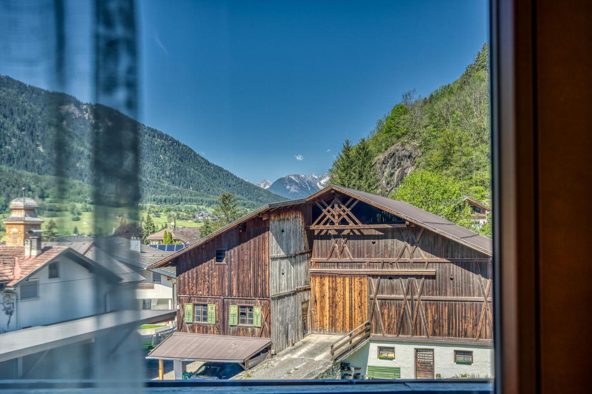Hotel Jaegerhof Oetz Værelse billede