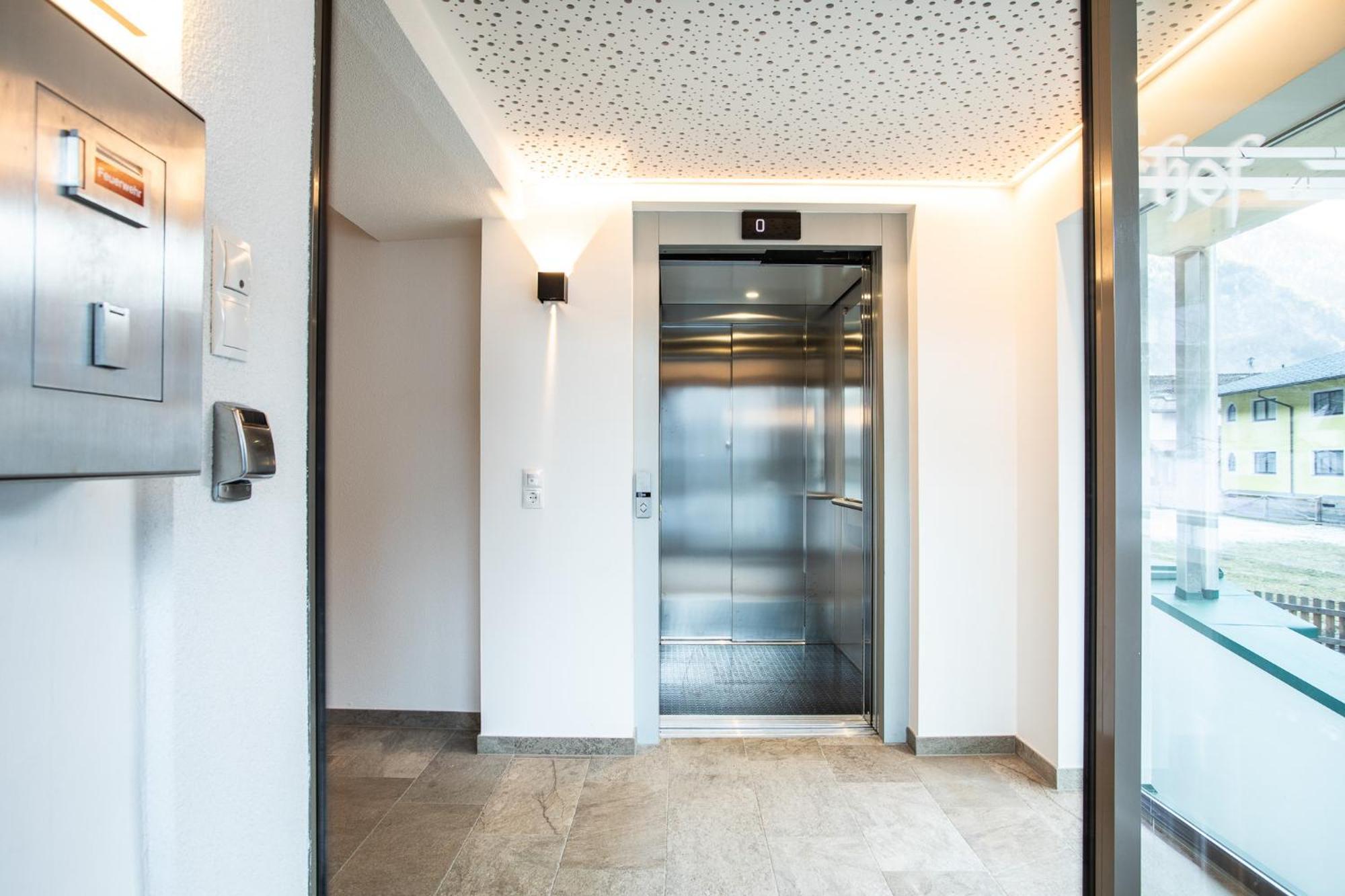Hotel Jaegerhof Oetz Eksteriør billede