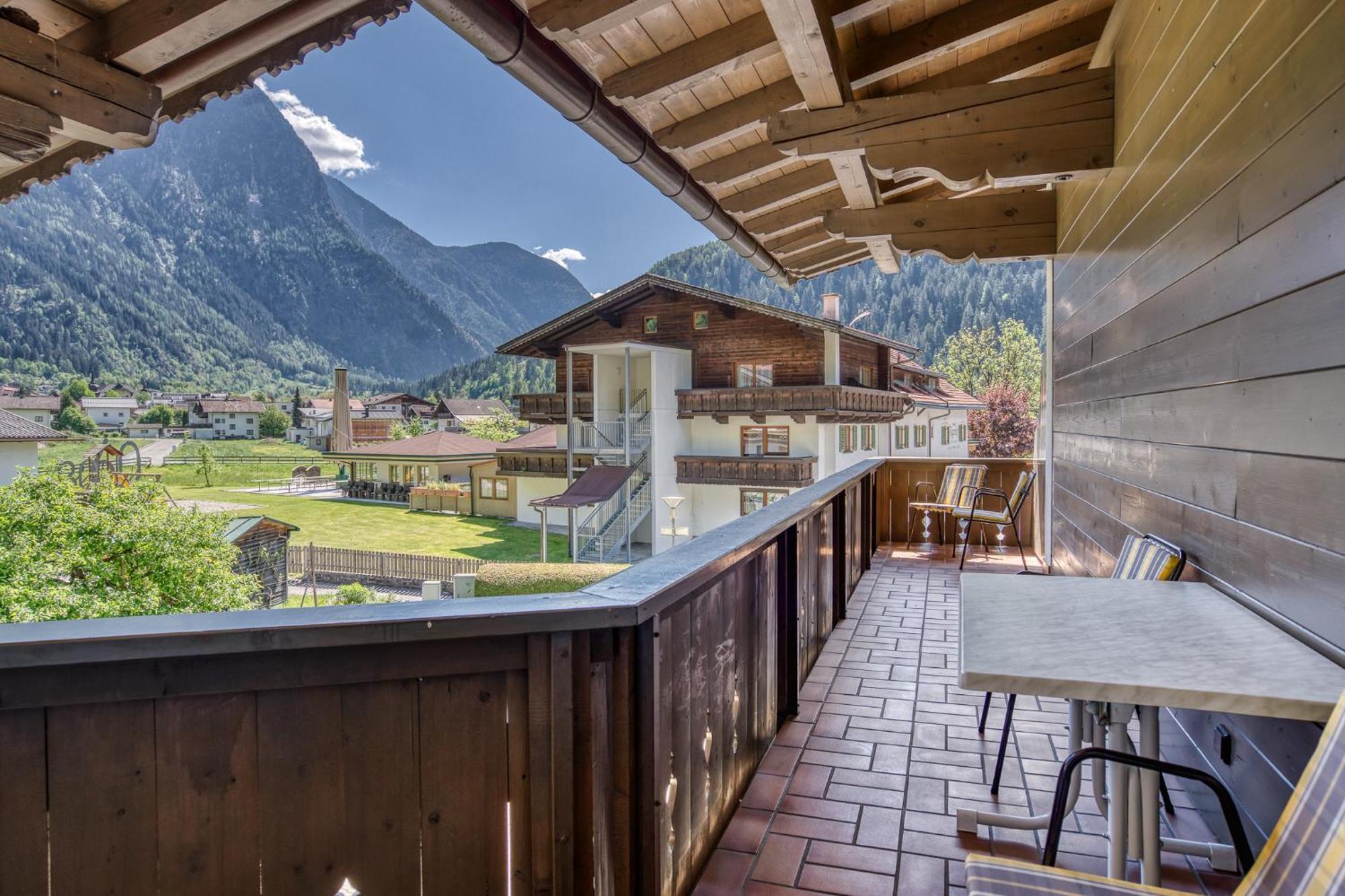 Hotel Jaegerhof Oetz Værelse billede
