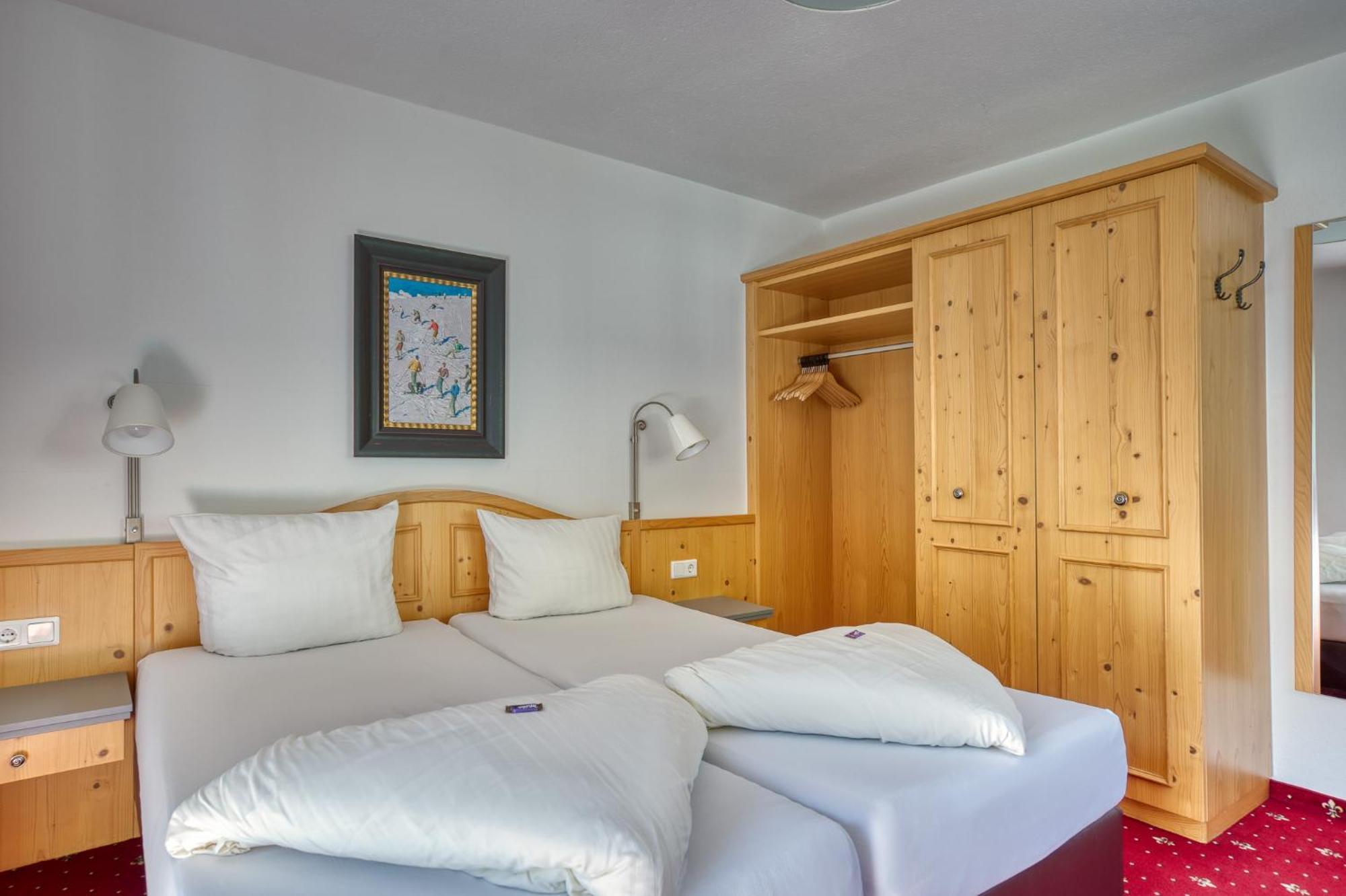 Hotel Jaegerhof Oetz Værelse billede